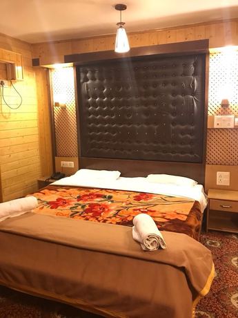 Imagen de la habitación del Hotel Akbar Sonamarg. Foto 10