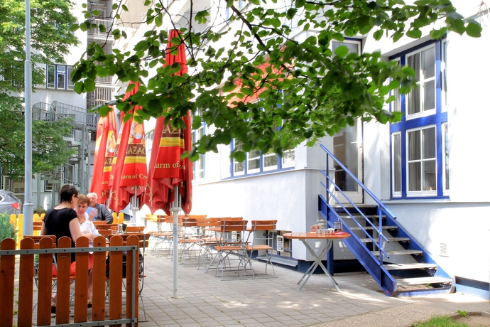 Imagen del bar/restaurante del Hotel Akcent. Foto 9