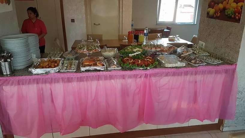 Imagen del bar/restaurante del Hotel Akdag. Foto 4