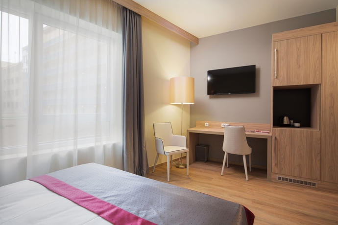 Imagen de la habitación del Hotel Akeah Verdi Budapest. Foto 15