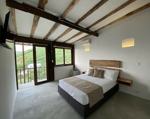Imagen general del Hotel Akela Gaira. Foto 5