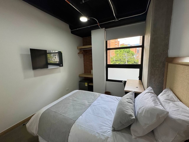 Imagen de la habitación del Hotel Akela Park. Foto 3