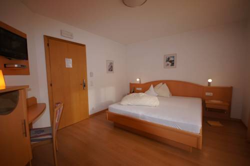 Imagen de la habitación del Hotel Akelei. Foto 4