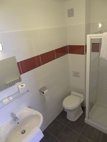 Imagen de la habitación del Hotel Akena Le Prado. Foto 13