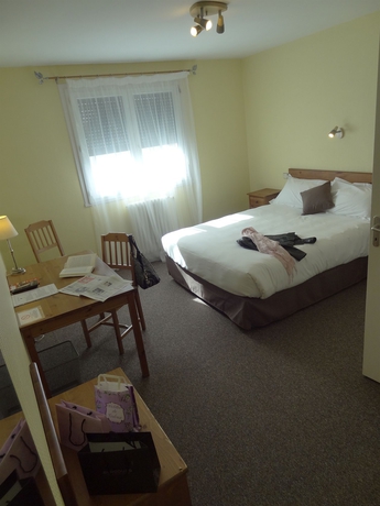 Imagen de la habitación del Hotel Akena Le Prado. Foto 14