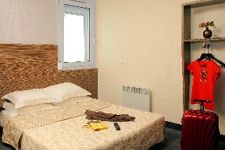 Imagen de la habitación del Hotel Akena Noyelles Godault. Foto 4