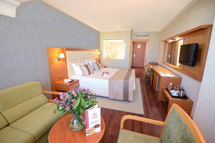 Imagen de la habitación del Hotel Akgun Istanbul, WorldHotels Crafted Collection. Foto 2