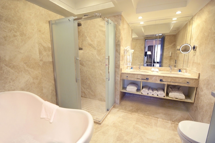 Imagen de la habitación del Hotel Akgun Istanbul, WorldHotels Crafted Collection. Foto 10