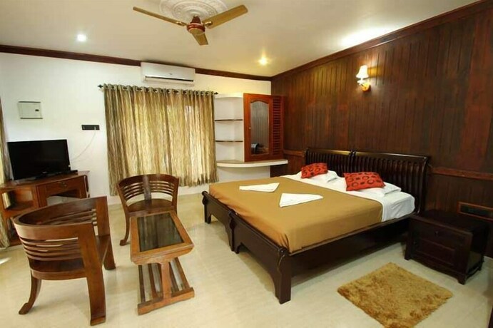 Imagen de la habitación del Hotel Akhil Beach Resort. Foto 20