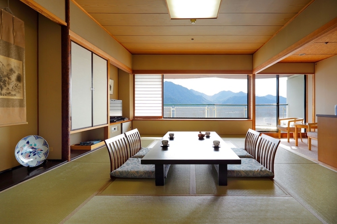 Imagen de la habitación del Hotel Aki Grand and Spa. Foto 12