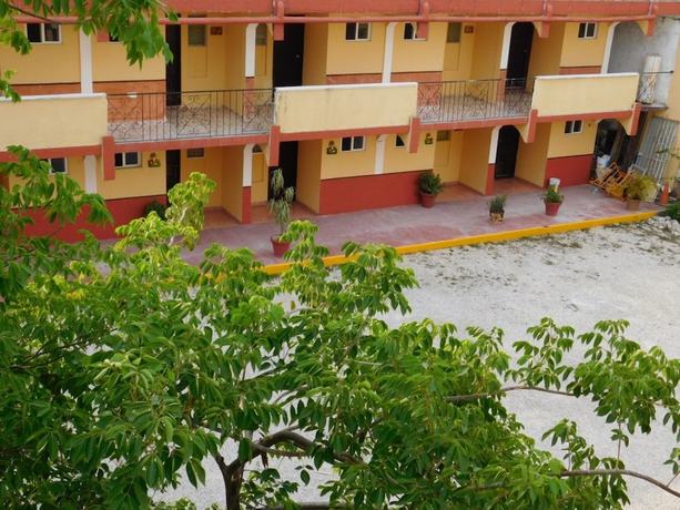 Imagen de los interiores del Hotel Akimpech. Foto 15