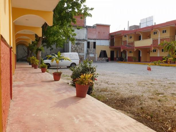 Imagen general del Hotel Akimpech. Foto 3