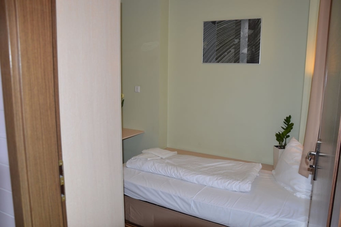 Imagen de la habitación del Hotel Akira Bed and Breakfast. Foto 5