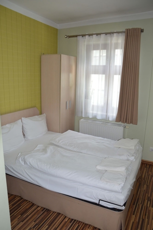 Imagen de la habitación del Hotel Akira Bed and Breakfast. Foto 8