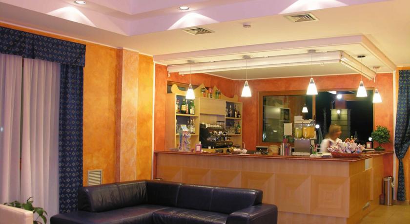 Imagen general del Hotel Akiris. Foto 2