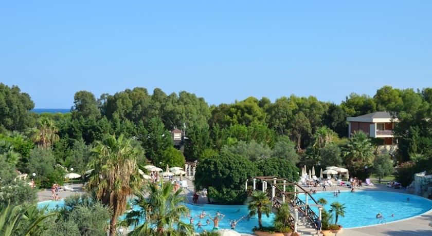 Imagen general del Hotel Akiris. Foto 3