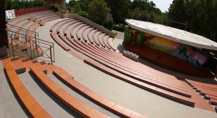 Imagen general del Hotel Akiris. Foto 4