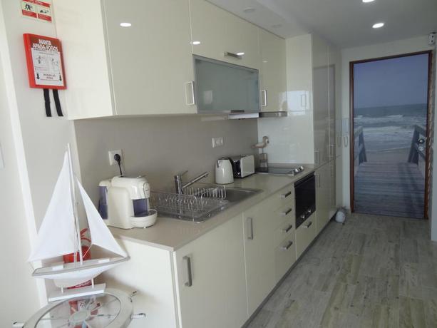 Imagen de los interiores del Hotel Akisol Sesimbra Beach Iii. Foto 7