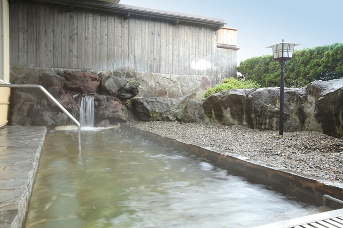 Imagen de la piscina del Hotel Akita Onsen Satomi. Foto 18