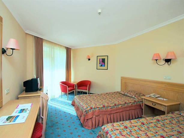 Imagen general del Hotel Akka Alinda. Foto 7