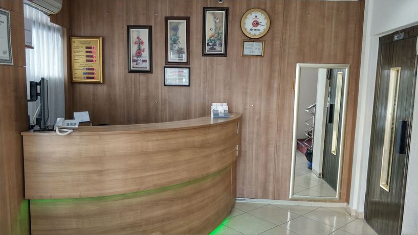 Imagen de los interiores del Hotel Akkus, Fatih. Foto 19