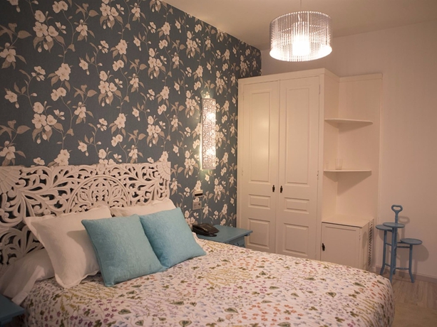 Imagen de la habitación del Hotel Akla Palacio Torre De Ruesga. Foto 8