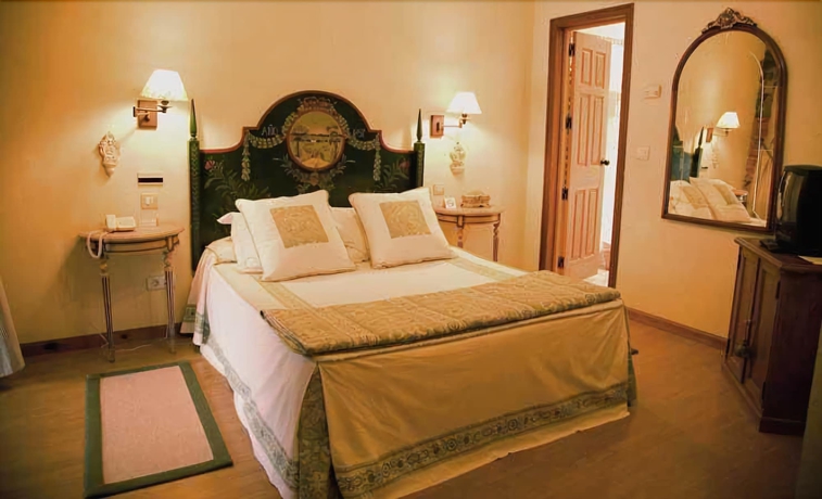 Imagen de la habitación del Hotel Akla Palacio Torre De Ruesga. Foto 14