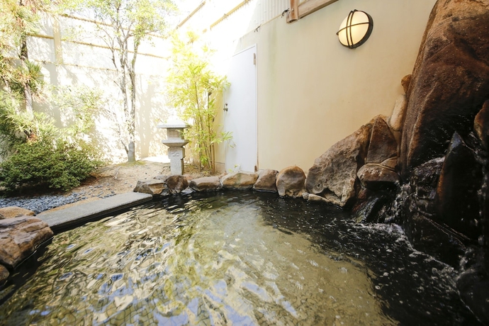 Imagen de la piscina del Hotel Ako Park. Foto 19