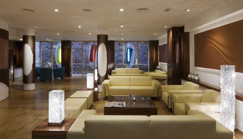 Imagen de los interiores del Hotel Ako Suite. Foto 14