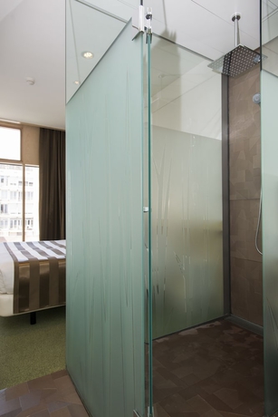 Imagen de la habitación del Hotel Ako Suite. Foto 12