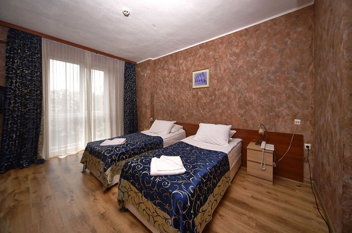 Imagen de los interiores del Hotel Akord Business. Foto 12