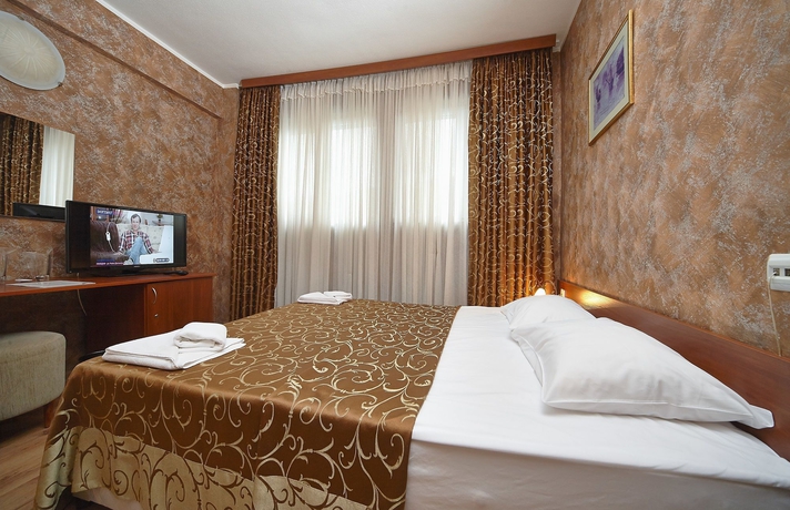 Imagen de los interiores del Hotel Akord Business. Foto 15