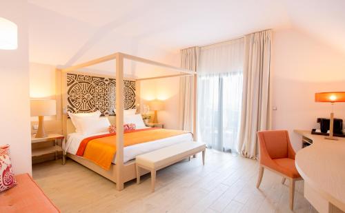 Imagen de la habitación del Hotel Akoya Hotel & Spa. Foto 7