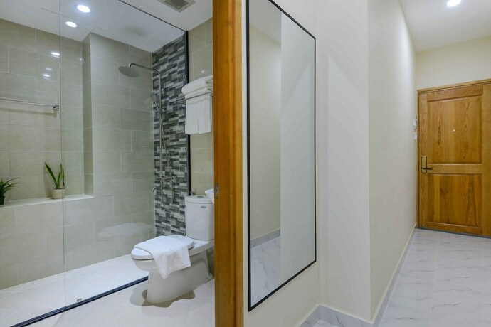 Imagen de la habitación del Hotel Akoya Saigon Central. Foto 13