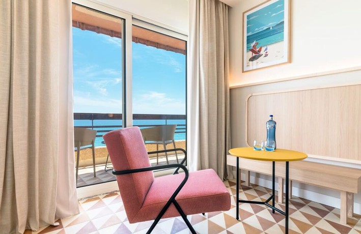 Imagen de la habitación del Hotel Akquaaa Boutique. Foto 9