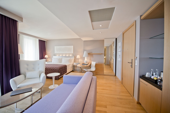 Imagen de la habitación del Hotel Akra Antalya. Foto 11