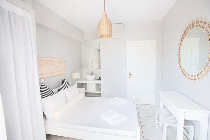 Imagen de la habitación del Hotel Akra Morea and Residences. Foto 15