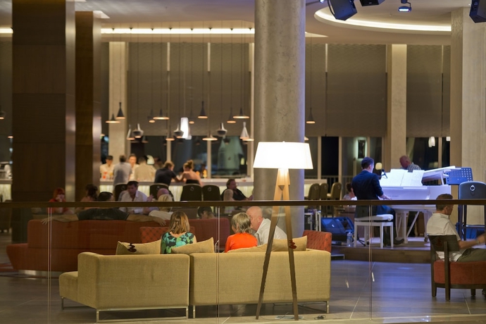 Imagen del bar/restaurante del Hotel Akra Sorgun Tui Blue Sensatori - All Inclusive. Foto 2