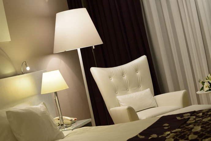 Imagen de los interiores del Hotel Akra V. Foto 16