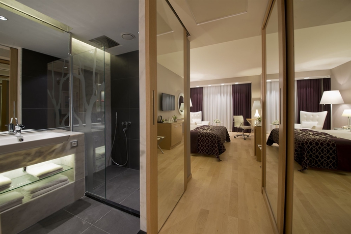 Imagen de la habitación del Hotel Akra V. Foto 7