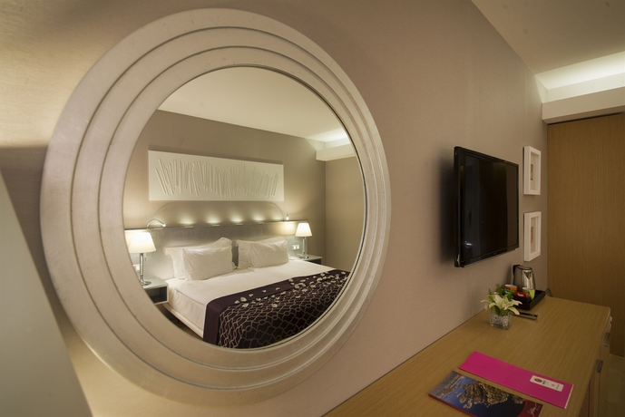 Imagen de la habitación del Hotel Akra V. Foto 12