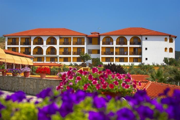 Imagen general del Hotel Akrathos Beach. Foto 4