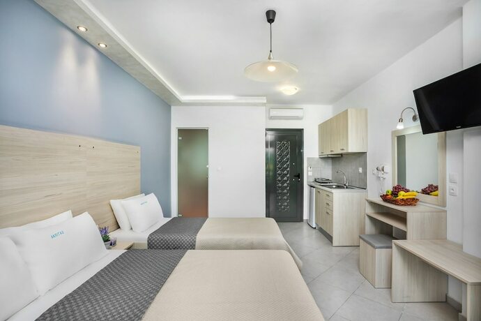 Imagen de la habitación del Hotel Akritas Pefkochori. Foto 11