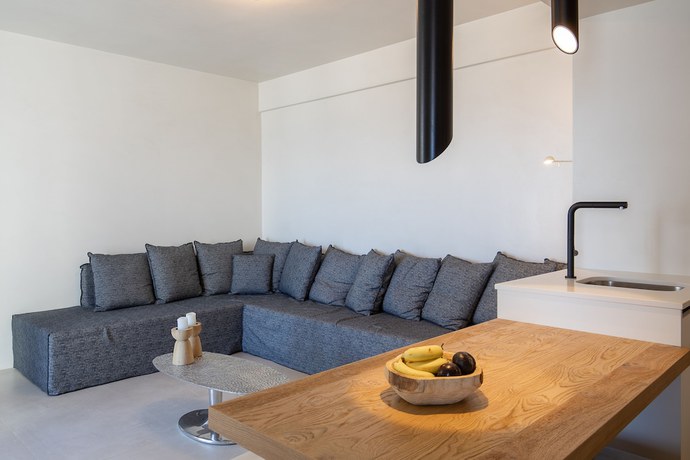 Imagen de la habitación del Hotel Akrogiali Beach Apartments. Foto 6