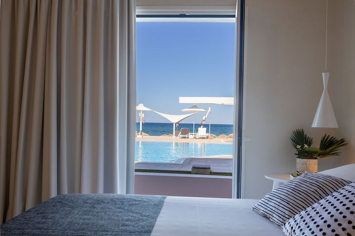 Imagen de la habitación del Hotel Akrogiali Beach Apartments. Foto 9