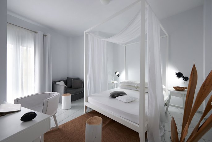 Imagen de la habitación del Hotel Akrogiali Beach Apartments. Foto 19