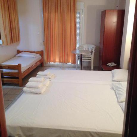 Imagen de la habitación del Hotel Akrogiali, Katerini. Foto 5