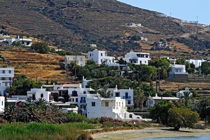 Imagen general del Hotel Akrogiali, Tinos. Foto 3