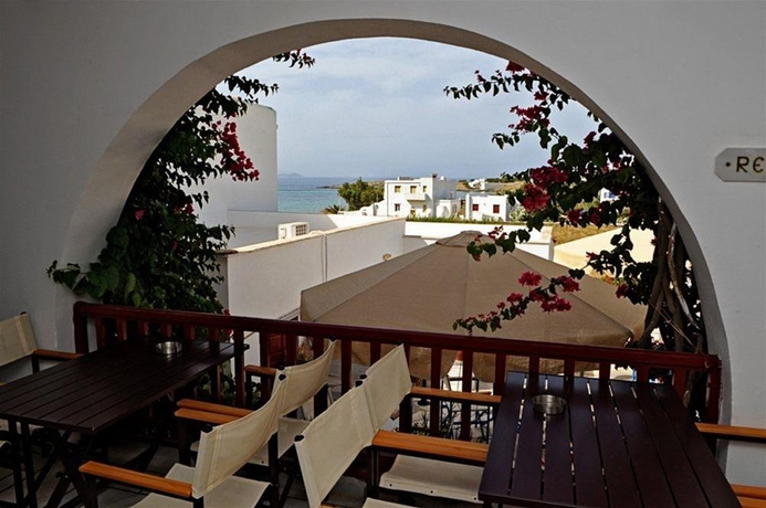 Imagen general del Hotel Akrogiali, Tinos. Foto 8