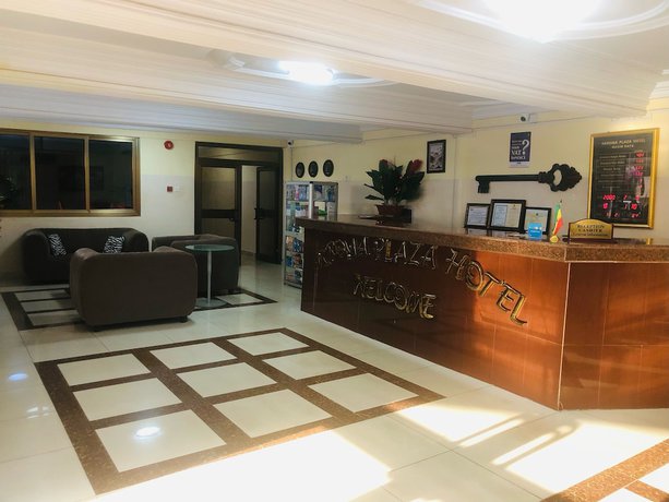 Imagen de los interiores del Hotel Akroma Plaza. Foto 9